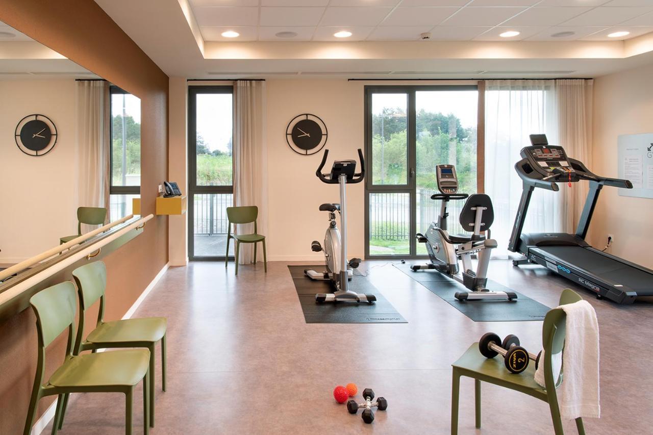 Le Criterium Aparthotel Ecouflant Exterior foto